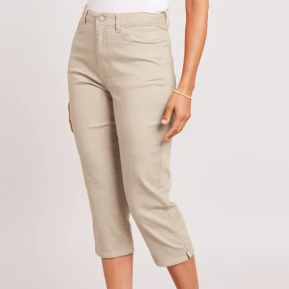 NEW Light Khaki Sz 16 Petite Casual Wear Stretchy Capris Cropped Pants - Picture 1 of 2